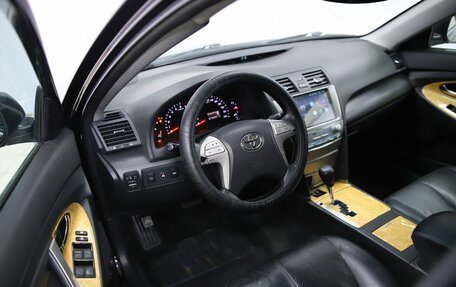 Toyota Camry, 2006 год, 930 000 рублей, 10 фотография