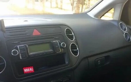 Volkswagen Golf Plus I, 2008 год, 590 000 рублей, 10 фотография