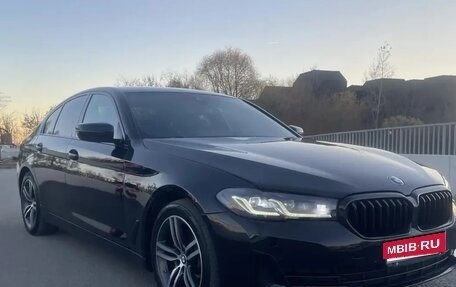 BMW 5 серия, 2022 год, 3 920 000 рублей, 1 фотография