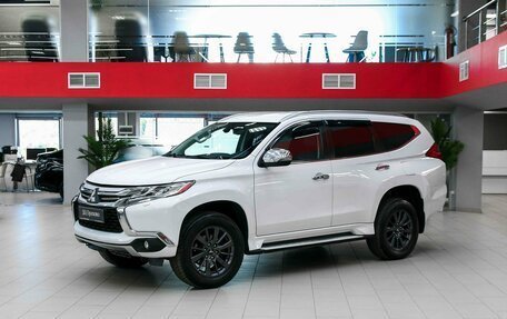 Mitsubishi Pajero Sport III рестайлинг, 2018 год, 2 750 000 рублей, 1 фотография