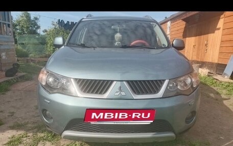 Mitsubishi Outlander III рестайлинг 3, 2006 год, 1 000 000 рублей, 1 фотография