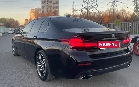 BMW 5 серия, 2022 год, 3 920 000 рублей, 4 фотография