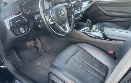 BMW 5 серия, 2022 год, 3 920 000 рублей, 12 фотография