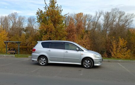 Toyota Ipsum II, 2003 год, 810 000 рублей, 3 фотография