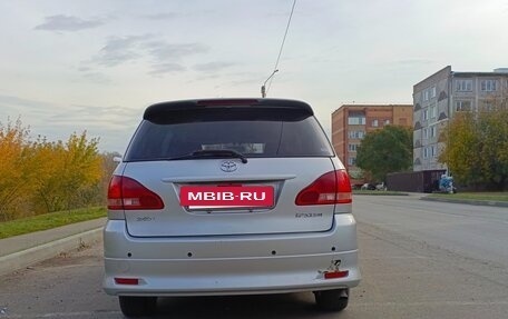 Toyota Ipsum II, 2003 год, 810 000 рублей, 7 фотография