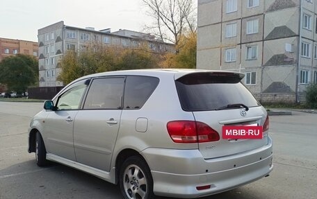Toyota Ipsum II, 2003 год, 810 000 рублей, 9 фотография