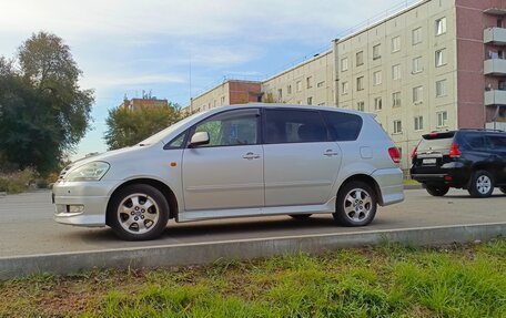 Toyota Ipsum II, 2003 год, 810 000 рублей, 11 фотография