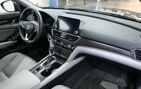 Honda Accord IX рестайлинг, 2019 год, 1 889 900 рублей, 6 фотография