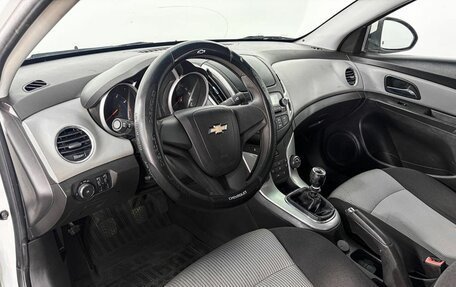 Chevrolet Cruze II, 2013 год, 520 700 рублей, 18 фотография