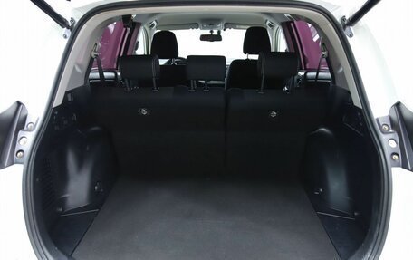 Toyota RAV4, 2017 год, 1 750 000 рублей, 9 фотография