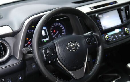 Toyota RAV4, 2017 год, 1 750 000 рублей, 12 фотография