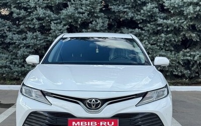 Toyota Camry, 2018 год, 2 650 000 рублей, 1 фотография