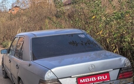Mercedes-Benz W124, 1988 год, 120 000 рублей, 1 фотография