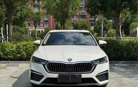 Skoda Octavia IV, 2022 год, 2 280 000 рублей, 2 фотография