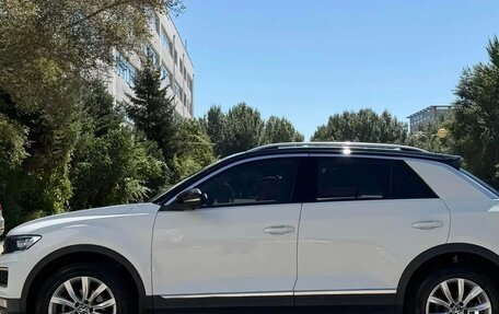 Volkswagen T-Roc I, 2022 год, 1 850 000 рублей, 7 фотография