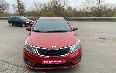 KIA Rio III рестайлинг, 2013 год, 648 000 рублей, 2 фотография