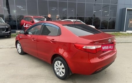 KIA Rio III рестайлинг, 2013 год, 648 000 рублей, 4 фотография