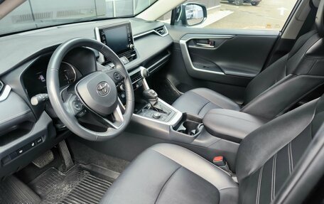Toyota RAV4, 2021 год, 3 250 000 рублей, 11 фотография