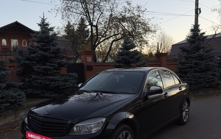 Mercedes-Benz C-Класс, 2007 год, 1 100 000 рублей, 2 фотография
