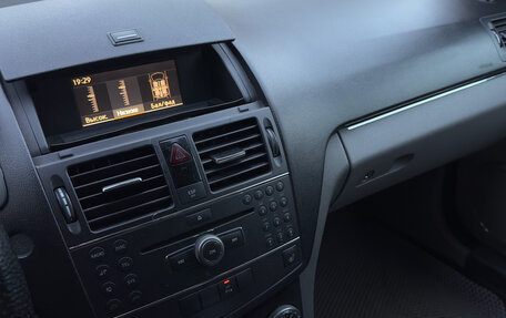 Mercedes-Benz C-Класс, 2007 год, 1 100 000 рублей, 10 фотография