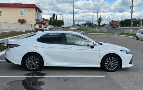 Toyota Camry, 2018 год, 2 650 000 рублей, 6 фотография