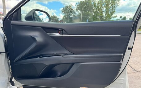 Toyota Camry, 2018 год, 2 650 000 рублей, 22 фотография