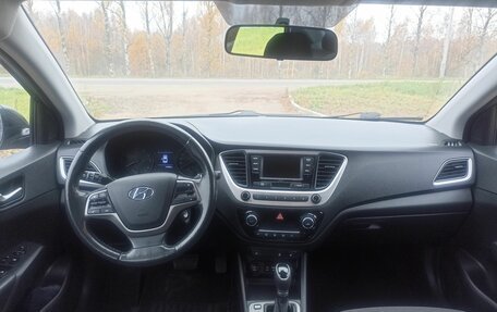 Hyundai Solaris II рестайлинг, 2018 год, 1 250 000 рублей, 9 фотография