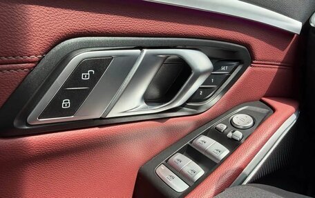 BMW 3 серия, 2023 год, 3 600 000 рублей, 15 фотография