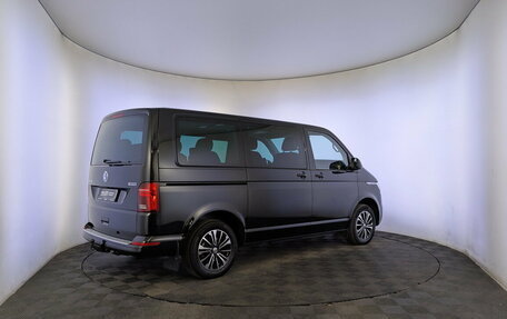 Volkswagen Multivan T6 рестайлинг, 2021 год, 5 850 000 рублей, 5 фотография