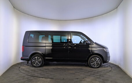 Volkswagen Multivan T6 рестайлинг, 2021 год, 5 850 000 рублей, 4 фотография
