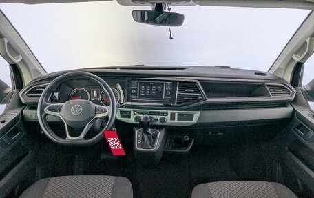 Volkswagen Multivan T6 рестайлинг, 2021 год, 5 850 000 рублей, 14 фотография