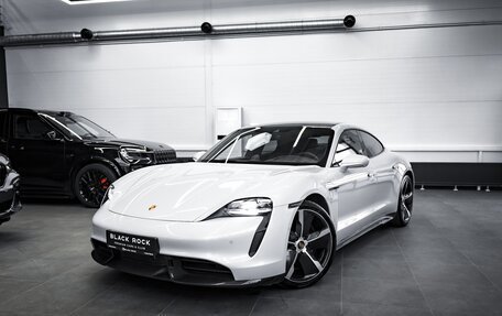 Porsche Taycan I, 2021 год, 12 300 000 рублей, 2 фотография