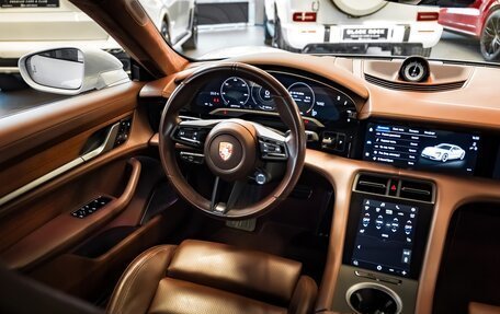 Porsche Taycan I, 2021 год, 12 300 000 рублей, 17 фотография