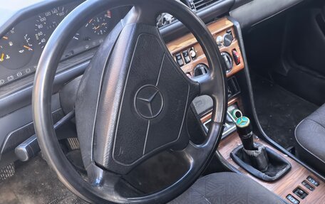Mercedes-Benz W124, 1988 год, 120 000 рублей, 11 фотография