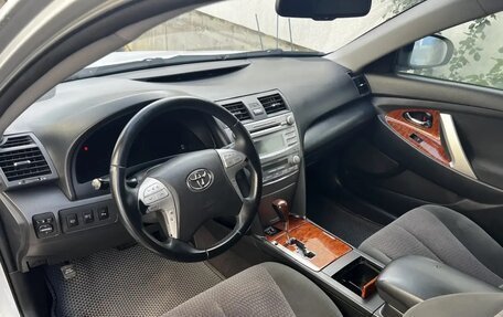 Toyota Camry, 2010 год, 1 150 000 рублей, 9 фотография