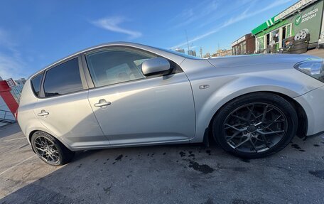 KIA cee'd I рестайлинг, 2010 год, 620 000 рублей, 2 фотография