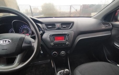 KIA Rio III рестайлинг, 2012 год, 680 000 рублей, 5 фотография