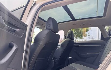 Skoda Karoq I, 2022 год, 1 635 000 рублей, 6 фотография