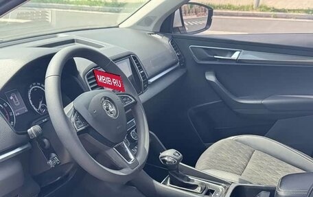 Skoda Karoq I, 2022 год, 1 635 000 рублей, 7 фотография