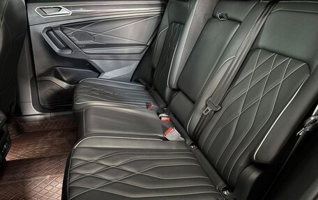 Volkswagen Tiguan II, 2023 год, 2 700 000 рублей, 11 фотография