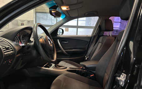 BMW 1 серия, 2010 год, 749 000 рублей, 12 фотография