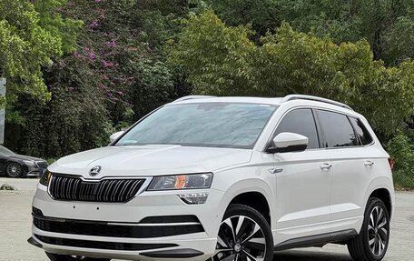 Skoda Karoq I, 2023 год, 1 680 000 рублей, 3 фотография