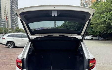 Skoda Karoq I, 2023 год, 1 680 000 рублей, 17 фотография