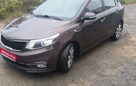 KIA Rio III рестайлинг, 2015 год, 900 000 рублей, 3 фотография