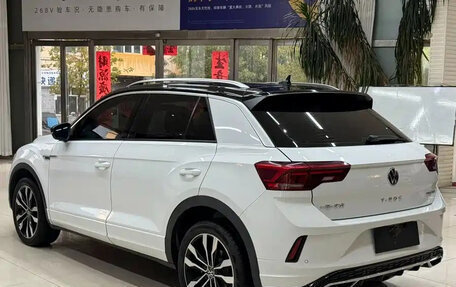 Volkswagen T-Roc I, 2022 год, 1 450 000 рублей, 6 фотография