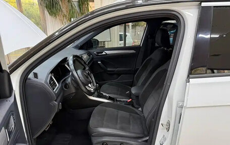 Volkswagen T-Roc I, 2022 год, 1 450 000 рублей, 14 фотография