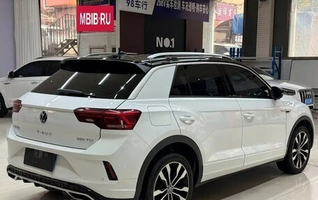 Volkswagen T-Roc I, 2022 год, 1 450 000 рублей, 4 фотография