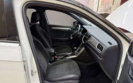 Volkswagen T-Roc I, 2022 год, 1 450 000 рублей, 18 фотография