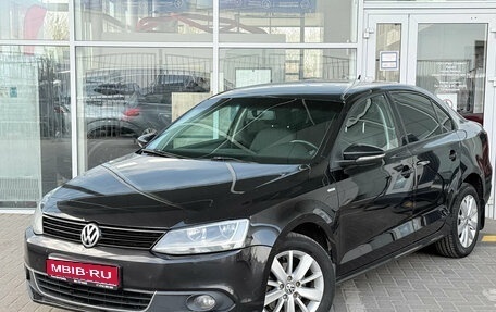 Volkswagen Jetta VII, 2013 год, 799 000 рублей, 1 фотография