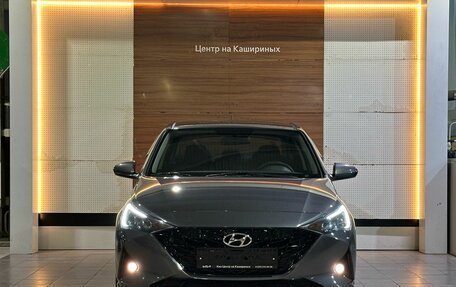 Hyundai Solaris II рестайлинг, 2021 год, 1 789 000 рублей, 2 фотография